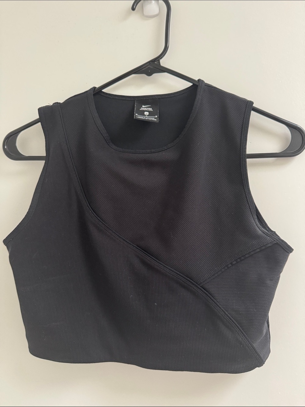 Nike Black Ribbed Sleeveless Boxy Crop Top - Women's Medium